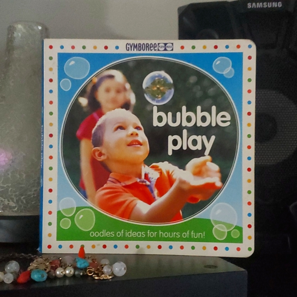 Book - bubble play